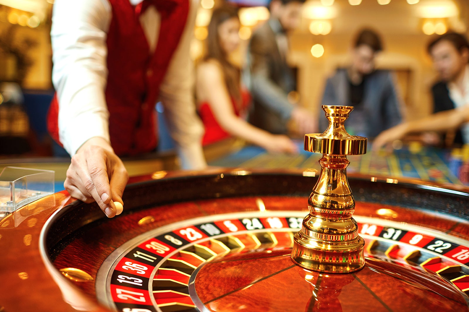 Play a very exciting game of casino and make it big